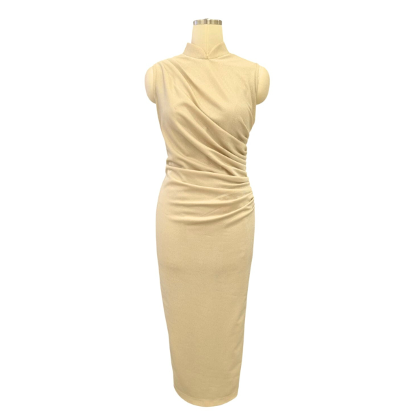 Sleeveless Beige Lurex Cheongsam with Ruched Skirt