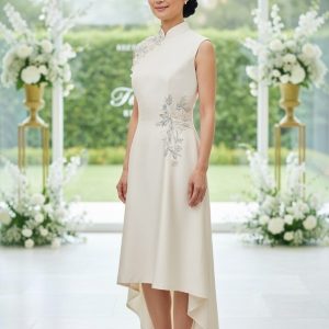 Beige Shantung Silk Cocktail Cheongsam with Applique Work